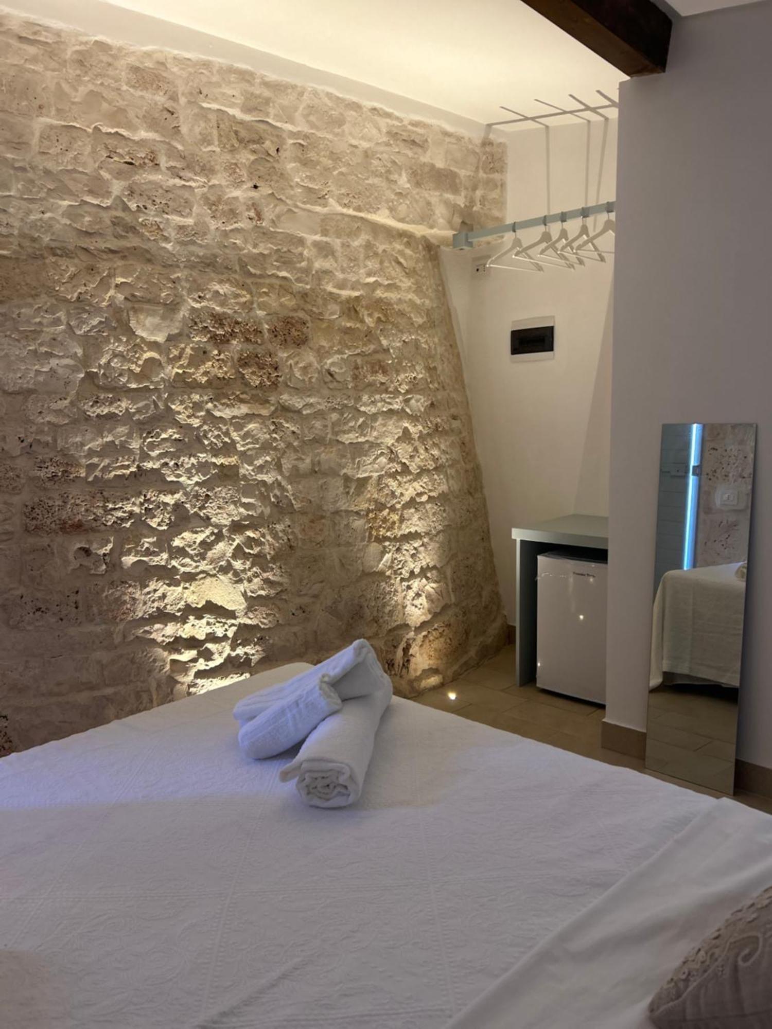 Trulli In Contrada - Monopoli Guest House Bagian luar foto