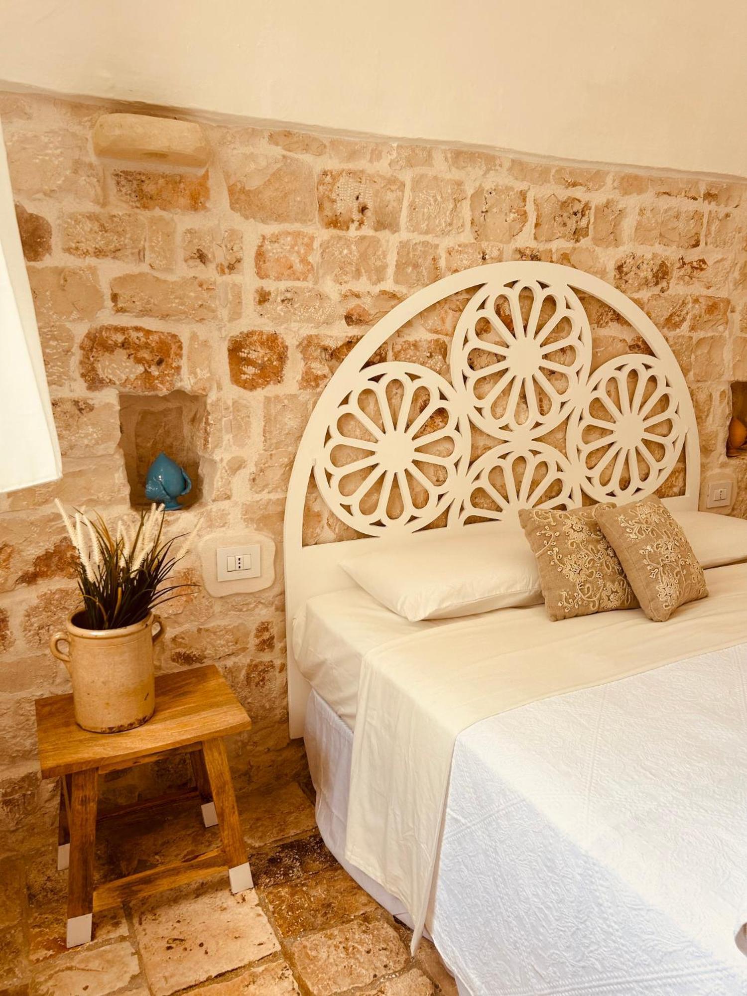 Trulli In Contrada - Monopoli Guest House Bagian luar foto