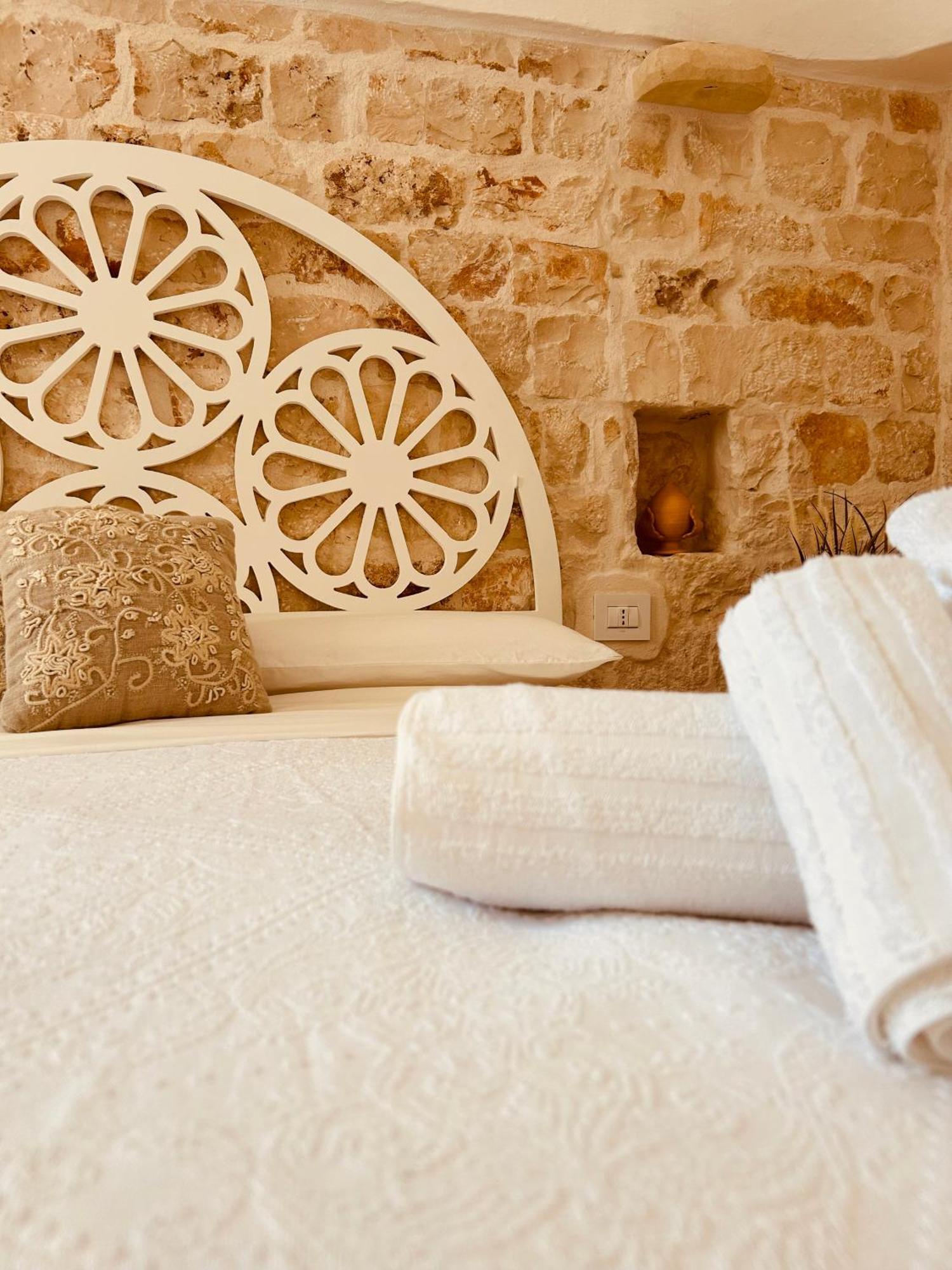 Trulli In Contrada - Monopoli Guest House Bagian luar foto