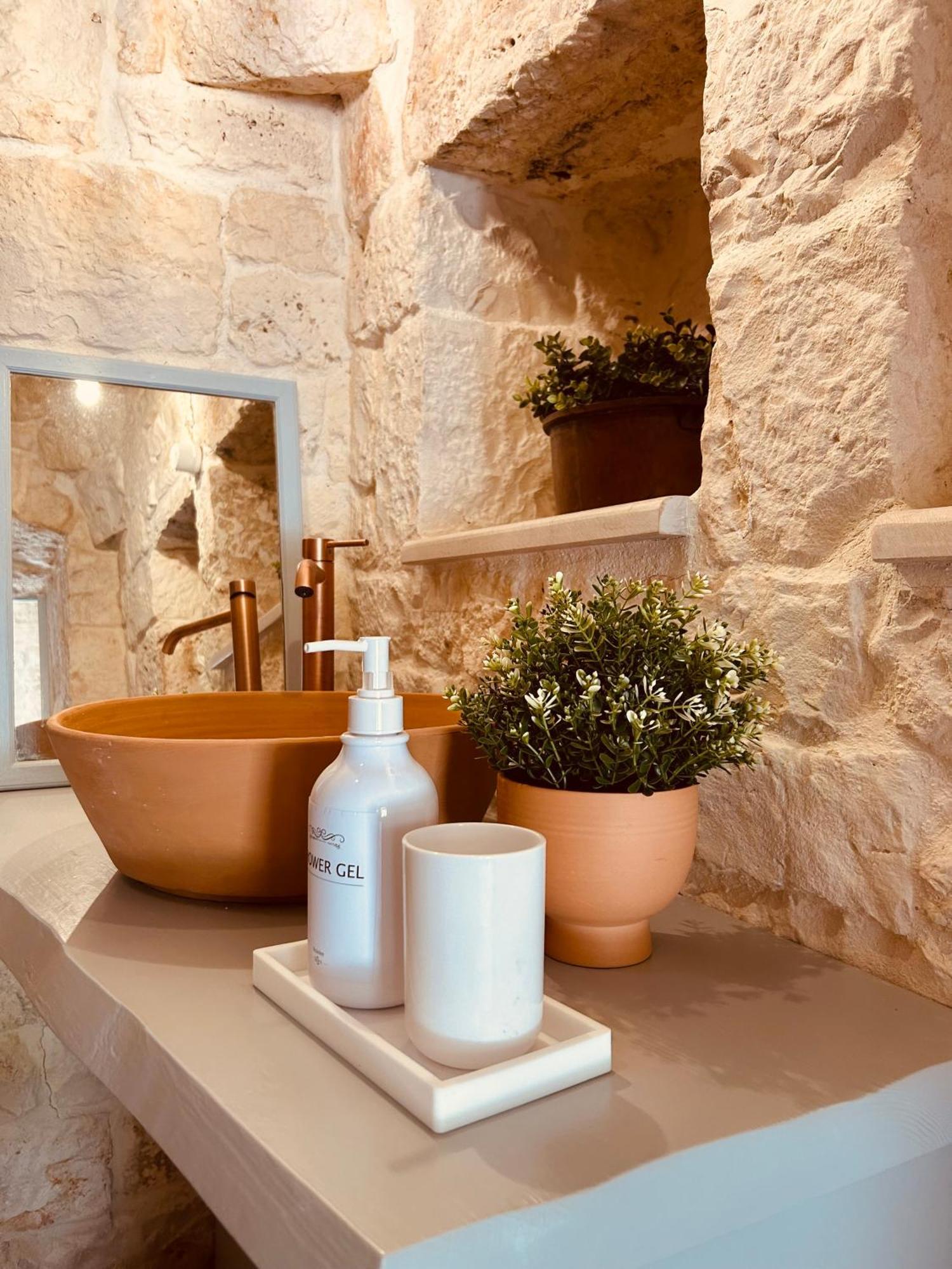 Trulli In Contrada - Monopoli Guest House Bagian luar foto