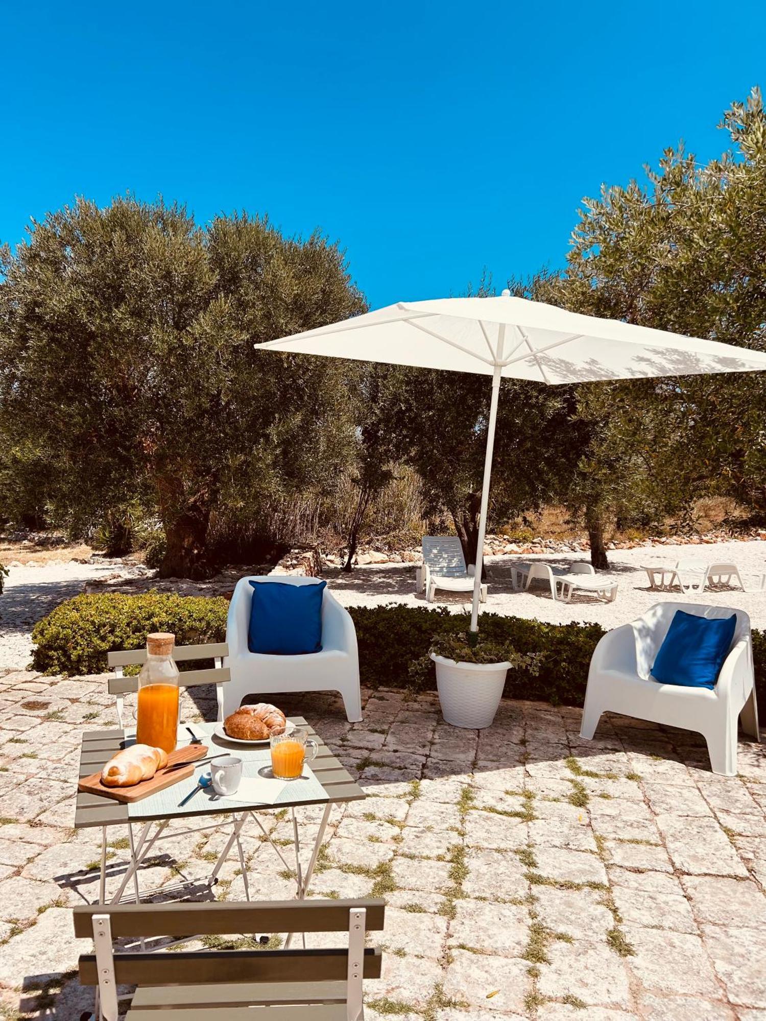 Trulli In Contrada - Monopoli Guest House Bagian luar foto