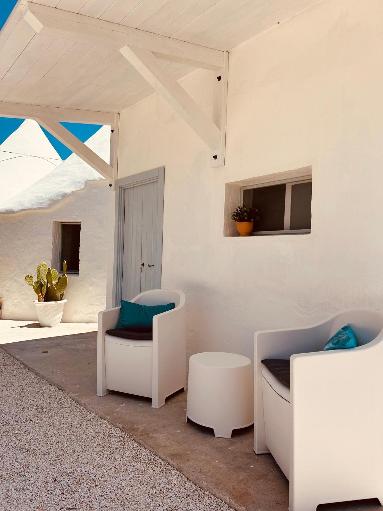 Trulli In Contrada - Monopoli Guest House Bagian luar foto
